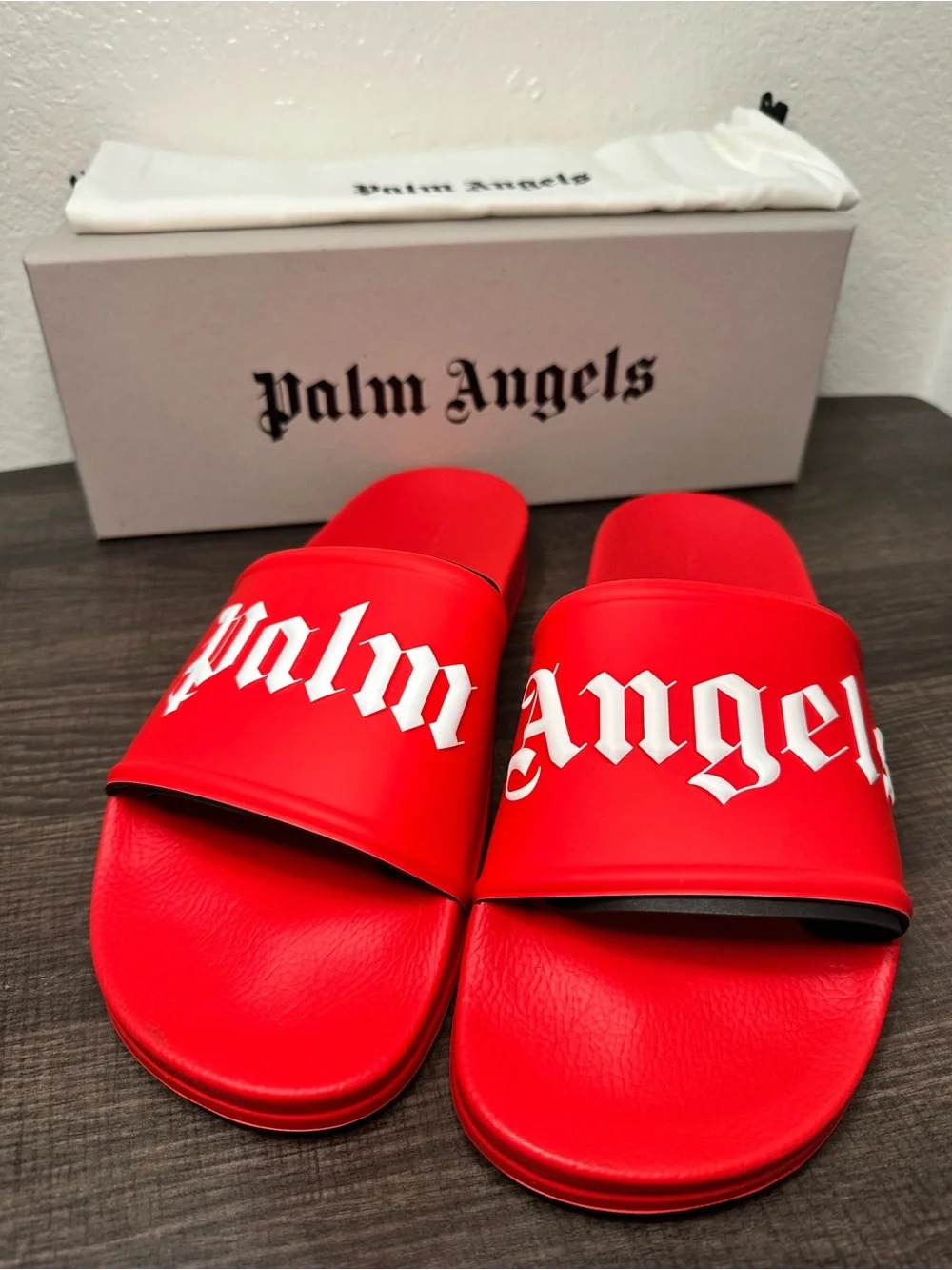 Palm Angels bold red